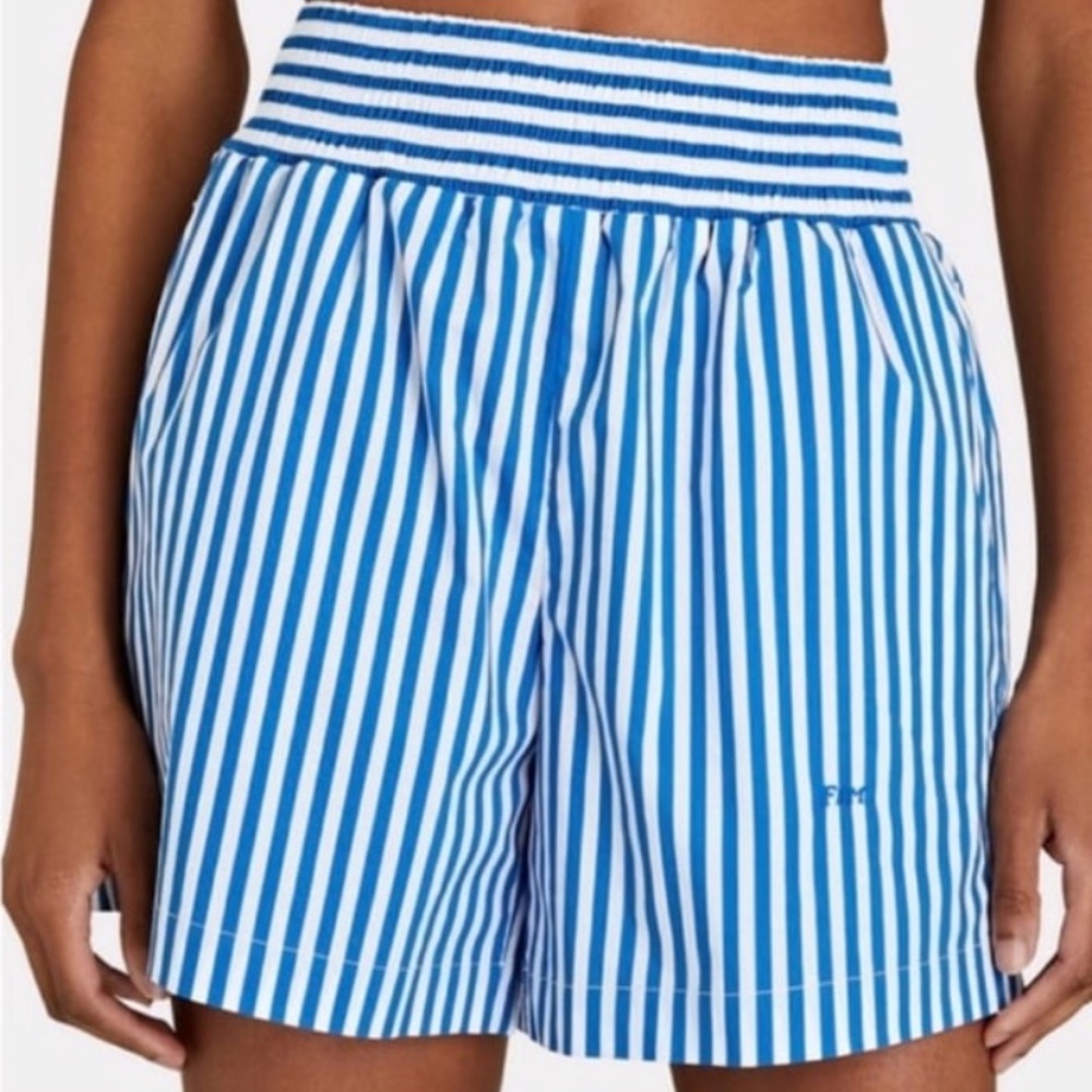 NWOT FRAME XL high rise cotton striped boxer shorts. blue and white striped